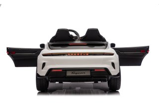 Pojazd Porsche Taycan Turbo S Biały