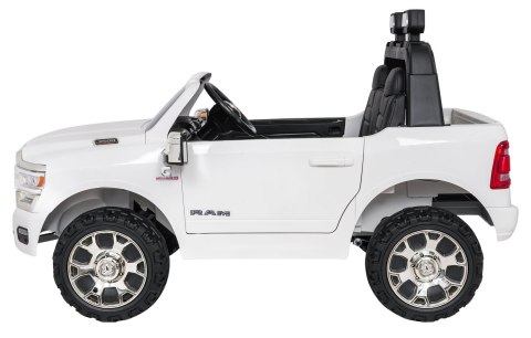 Pojazd RAM 3500 Biały