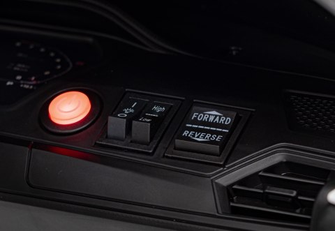 Pojazd, samochód BMW M4 Biały