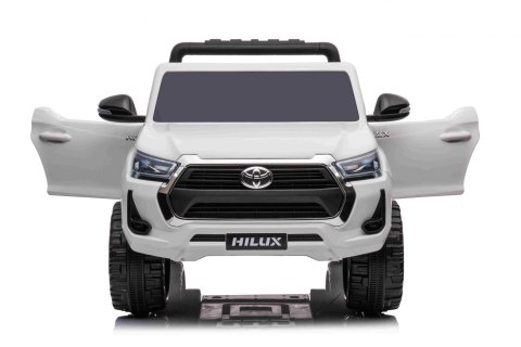Toyota Hilux na akumulator dla dzieci Biały Pickup + Napęd 4x4 + Pilot + 2 bagażniki