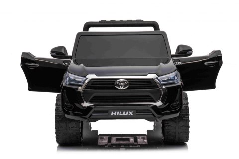 Toyota Hilux na akumulator dla dzieci Czarny Pickup + Napęd 4x4 + Pilot