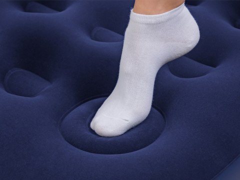 Bestway Materac kempingowy 1-os. 185x76cm - wbudowana pompka nożna 67223