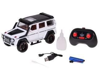 Samochód zdalnie sterowany Brabus G800 metalowy otwierane drzwi LED RC0771