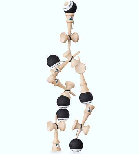 Kendama KROM Pop Black drewniana Kendama KROM Pop Black drewniana