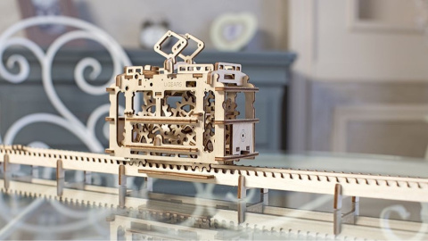 Puzzle 3D Tramwaj Ugears drewniany