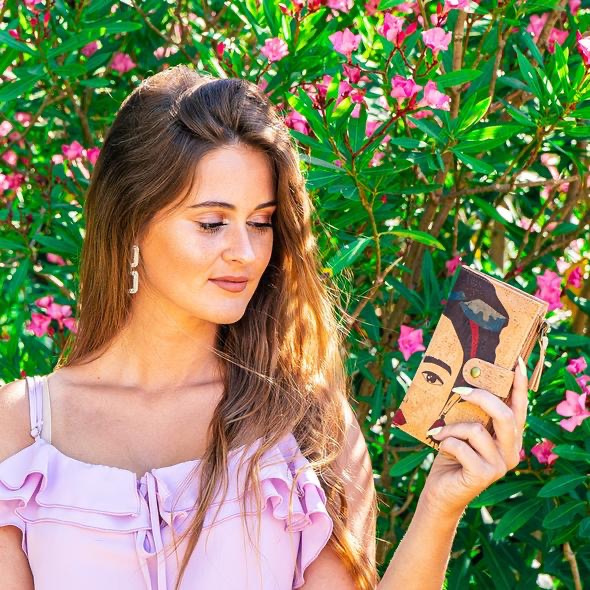 Portfel damski z korka RFID Frida Kahlo