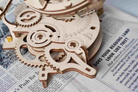 puzzle-3d-ugears-globus-model-drewniany-7