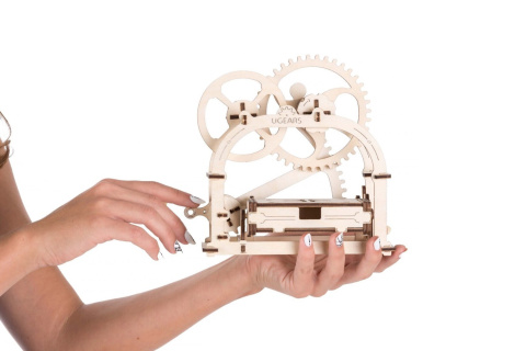 Puzzle-3D-drewniane-wizytownik-pudelko-Ugears-3