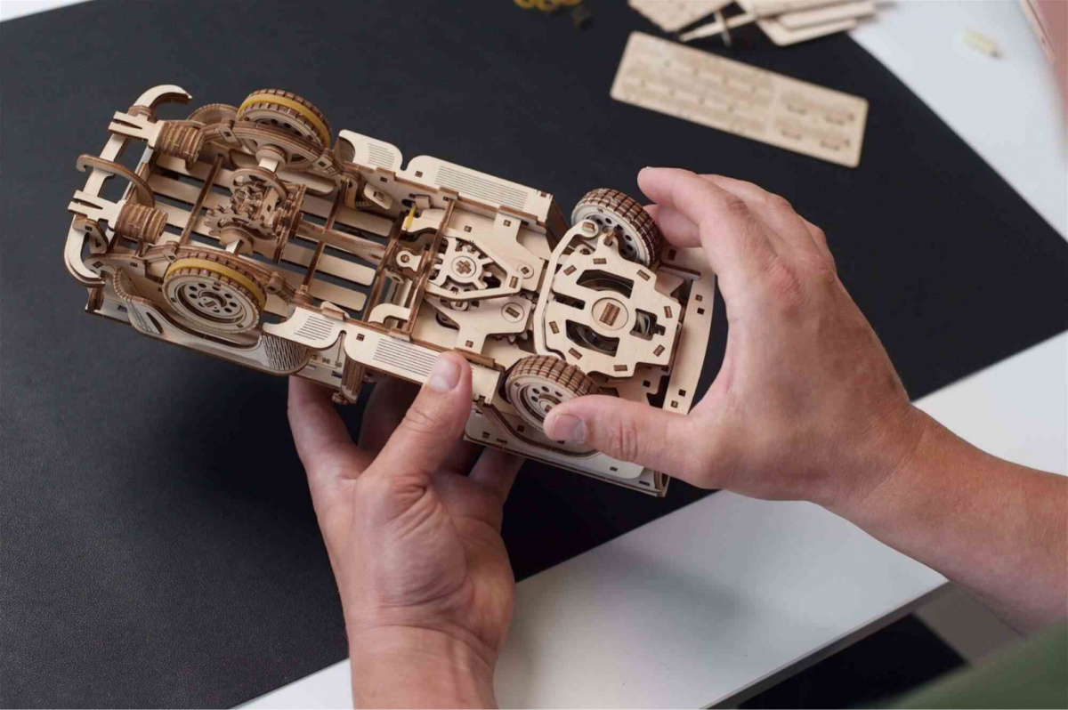 puzzle-3d-ugears-pickup-model-8 puzzle-3d-ugears-pickup-model-8