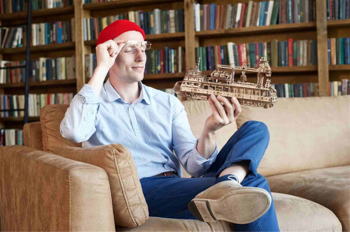 Puzzle 3D Statek badawczy Ugears drewniany