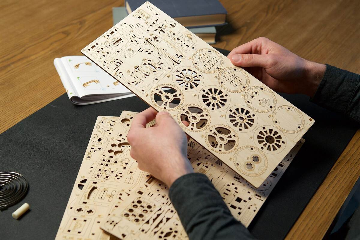 Puzzle 3D Samochód RETRO UGR-T Ugears Puzzle 3D Samochód RETRO UGR-T Ugears