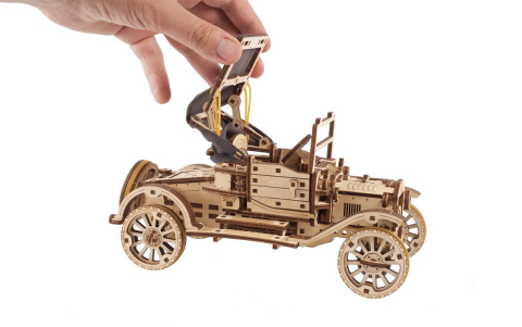 puzzle-3d-ugears-auto-model-drewniany-9