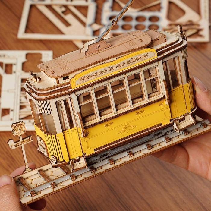 puzzle-3d-tramwaj-model-robotime-4