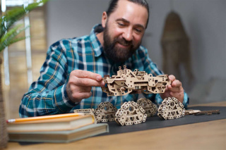 Puzzle 3D Gąsienicowy Pojazd Terenowy Ugears