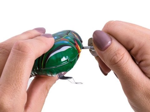 Metalowa ŻABA kultowa żabka PRL-u skacząca ZA2235 Metalowa ŻABA kultowa żabka PRL-u skacząca ZA2235