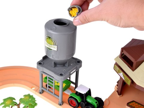 SERIA ZWIERZĘTA FARMA Duże gospodarstwo + traktor i zwierzęta 125ele ZA4823