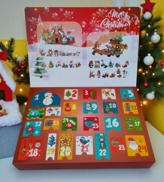 Kalendarz adwentowy Klocki 艣wi膮teczne 24 Niespodzianki