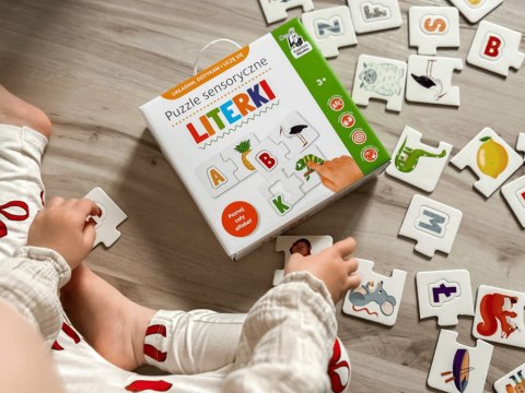 Kapitan Nauka Puzzle sensoryczne Literki - dotykam, układam i uczę się ZA6086