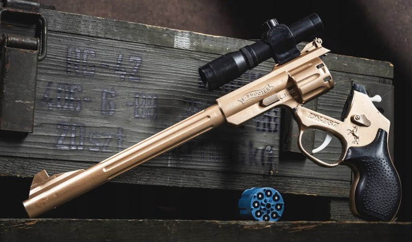 Pistolet na kapiszony – zabawka, która wciąż fascynuje